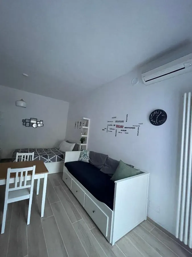 Bed&Coffee Milano Apartment